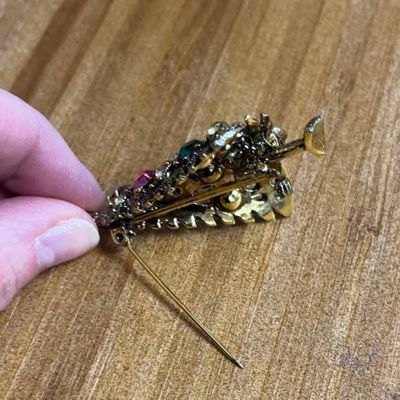 Stunning Vintage Hollycraft Christmas Tree Brooch - Picture 7 of 7